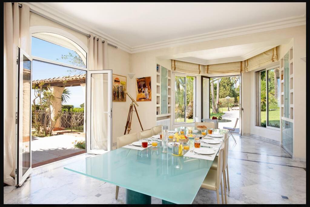 Le Castel Rose Super Cannes, Face Aux Iles De Lerins Vallauris Eksteriør bilde