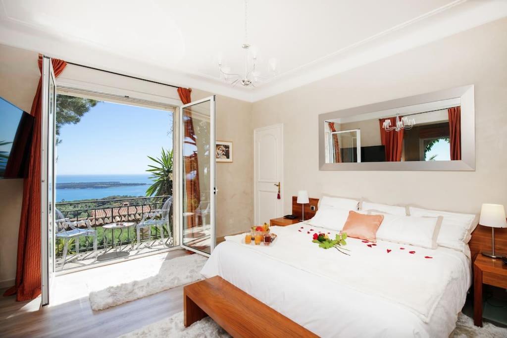 Le Castel Rose Super Cannes, Face Aux Iles De Lerins Vallauris Eksteriør bilde